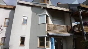 Expose Reihenhaus in familienfreundlicher Wohnsiedlung, Tiefgarage, Garten