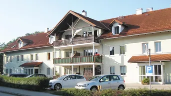 Expose 2-Zimmer Wohnung mit Balkon und Parkplatz