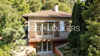 Expose Mediterraner Bungalow im Wienerwald bei Klosterneuburg – ein Schatz der 70er zum Wiederentdecken