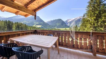 Expose Ski In/Ski Out: Chalet zur touristischen Nutzung in sonniger Waldrandlage!