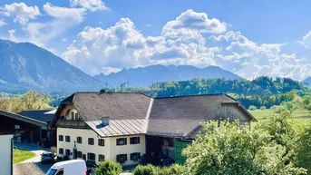 Expose 4-Zimmer Dachgeschosswohnung mit ca. 15m² Balkon für Individualisten in Gois/Wals