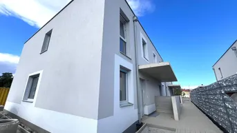 Expose Reihenhaus mit Keller, Garten und 2 Stellplätzen!