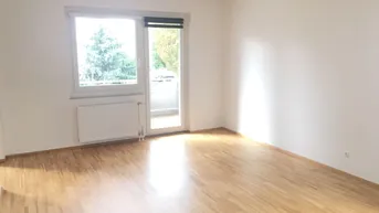 Expose 3,5-Zimmer-Wohnung mit Loggia und Parkplatz