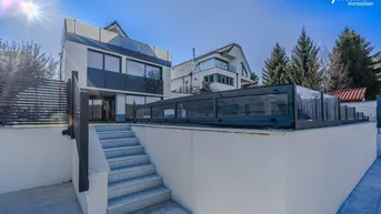 Expose Moderne Traumvilla mit wunderschönem Weitblick