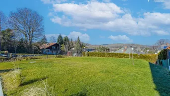 Expose Moderne Traumvilla mit wunderschönem Weitblick