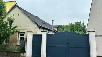 Expose Grundstück mit Altbestand