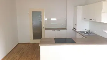 Expose Moderne 3,5-Zimmer-Wohnung mit Loggia und Parkplatz!!!