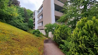 Expose Traumhafte Etagenwohnung - 3 Zimmer, Loggia, Garage - Perfekt für Familien, Preis ist VB !!