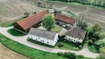 Expose Vierkanthof im Grünen - in einer schönen Lage im Innviertel