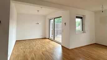 Expose Lichtdurchflutetes Wohnen mit Stil - 2-Zimmer- Wohnung mit großem Balkon in zentraler Lage