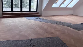 Expose Exklusive 181 m² Dachgeschoßwohnung mit Panoramablick