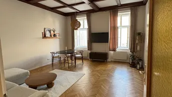 Expose Helle 3-Zimmer Altbauwohnung mit Einbauküche
