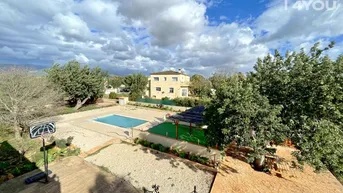 Expose Ferienoase: Villa mit Vermietlizenz, Pool, Garten, Brunnen, Obstbäume &amp; mehr - Perfekte Idylle!