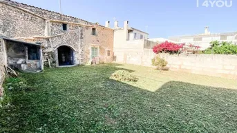 Expose Historisches Naturstein-Stadthaus in Felanitx, 256m² Wohnfläche, Garten, 2 Häuser, viel Potenzial
