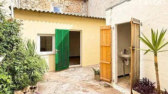 Expose Bezugsfertiges Stadthaus im Vintage-Stil mit 2 SZ, 2 Bäder, Büro, Patio &amp; Dachterrasse, ruhige Lage