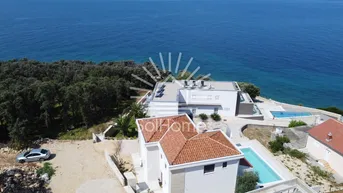 Expose Haus erste Reihe am Meer bei Novalja/Kroatien