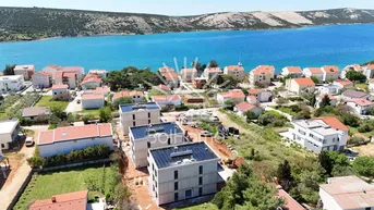 Expose Wohnungen 1. obergeschoss am Meer in Novalja