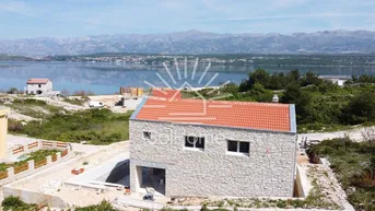 Expose Top-Angebot – Moderne Steinhaus mit Meerblick!