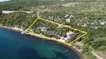 Expose Exklusives Baugrundstück direkt am Meer – Kroatien, Nähe Zadar