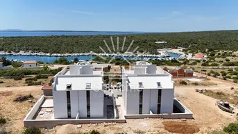 Expose Apartments an der Yachthafenpromenade mit Meerblick – Nähe Novalja, Kroatien