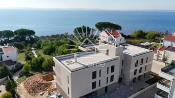 Expose Luxuswohnungen in Top-Lage – Nur 70 Meter vom Strand entfernt