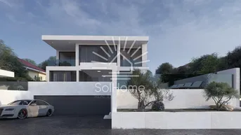 Expose Moderne Luxusvilla mit Pool – Erste Reihe zum Meer, neben einer Yachthafenanlage