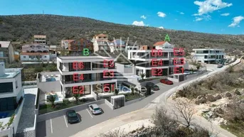 Expose Luxusapartment mit privatem Pool und Meerblick bei Zadar