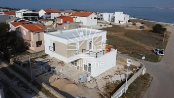 Expose Exklusives Haus zum Verkauf – Pool, Garage, Meerblick – Vir, Kroatien (100 m vom Meer entfernt)