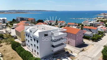 Expose Apartments 180 Meter vom Meer entfernt in Pag bei Zadar/Kroatien