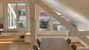 Expose 145m² Dachgeschosswohnung im 15. Bezirk sucht einen neuen Mitbewohner/in