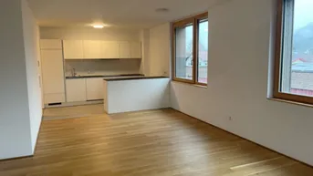Expose Moderne 3-Zimmer Wohnunh an ruhiger Lage in Seenähe