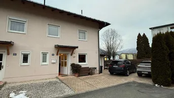 Expose Alpenflair trifft auf modernen Komfort: Doppelhaushälfte in Sankt Johann!