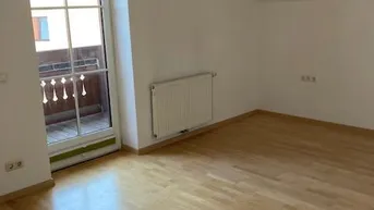 Expose Moderne 1-Zimmer Wohnung mit Balkon und Parkplatz