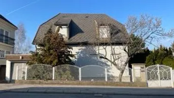 Expose ENTZÜCKENDES HAUS IN TOP-LAGE ZU VERKAUFEN