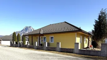 Expose Ruhig. Idyllisch. Mit Bergblick – 4-Zimmer-Bungalow in Traunkirchen!