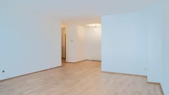 Expose Großzügige 2-Zimmer-Wohnung in zentraler Lage – mit großer Loggia &amp; Parkplatz