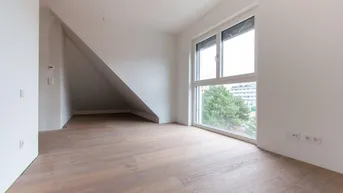 Expose Exklusive Penthouse Wohnung mit 174 m² im 22. Bezirk – 4 Zimmer, 3 Terrassen und Aufzug direkt in die Wohnung