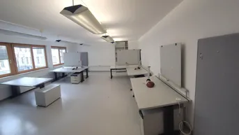 Expose Büro / Ordination / Studio in guter Lage privat zu vermieten