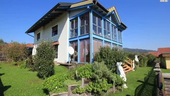 Expose 2-Familienhaus in Klagenfurt Land mit Wintergarten &amp; Pool