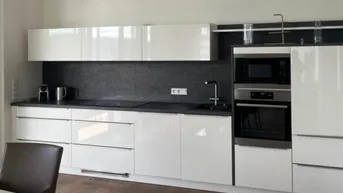 Expose Wörthersee: Luxus-Ferien-Wohnung mit exklusivem See-Zugang