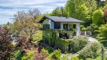 Expose Panorama-Landhaus über der Bucht mit Badeplatz-Option &amp; Baulandreserve