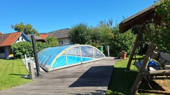 Expose 2-Familienhaus in Klagenfurt Land mit Wintergarten &amp; Pool