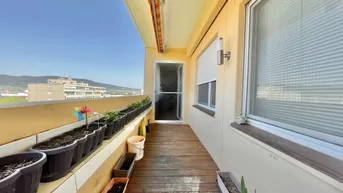 Expose SONNENLOGGIA &amp; FERNSICHT! Gepflegte Wohnung in ruhiger Lage!