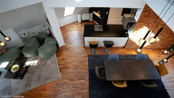 Expose PENTHOUSE DER EXTRAKLASSE! 230m² Wohnluxus mit Galerie &amp; Traumterrasse!