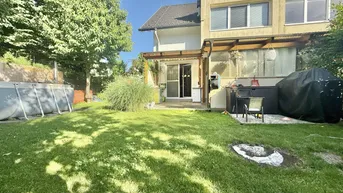 Expose GRÜNES WOHNGLÜCK! Stilvolles Reihenhaus mit Gartenidyle!