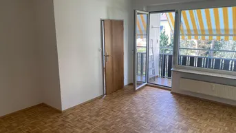 Expose Schöne 2-Zimmer Wohnung in Salzburg-Taxham, 750 Euro kalt zzgl. 220 Euro Betriebskostenvorauszahlung