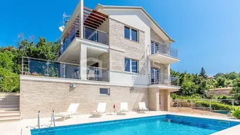 Expose Poljane, Villa mit Pool