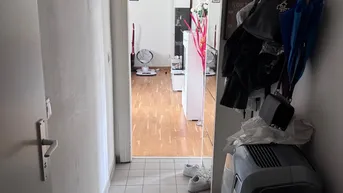 Expose  2-Zimmer Gemeinde-Wohnung mit Einbauküche