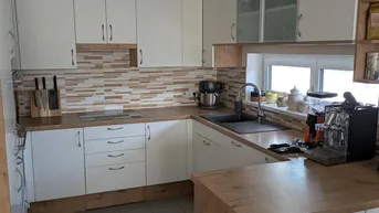 Expose GENOSSENSCHAFTSWOHNUNG ZU VERGEBEN - Ruhig, stilvoll &amp; vollmöbliert: 3-Zimmer-Eckwohnung (80,43 m²), inkl. Kaufoption
