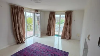 Expose Die ultimative Dachgeschoßwohnung mit Rundum-Terrasse